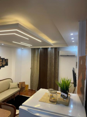 unique studio with AC& Wi-Fi by the sea and Hilton Hotel in Alexandria